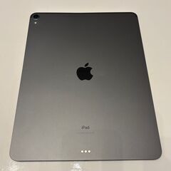iPad Pro 12.9 第3世代 64GB Wi-Fi スペースグレイ｜純正Smart Cover付｜の画像