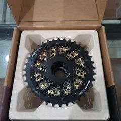 SRAM RED CS-XG-1290-E1 スプロケット 10-36Tの画像