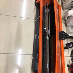 【中古】【動作OK】【店頭引取限定】Husqbarna 集草機 ローン・スウィーパー1070 88,000円（税込）の画像