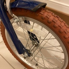子供用　自転車　16インチ　おまけ　ヘルメットの画像