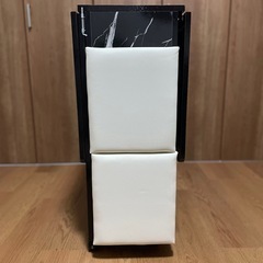 新品未使用　折りたたみダイニングテーブル　椅子4脚の画像