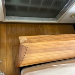 【10月18日午前引き渡し限定】クラスティーナ　クイーンベッド　マットレス付きの画像