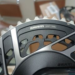 SRAM Red AXS 33/46 172.5mm クランクセットの画像