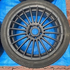 225/45R18インチ スポークデザイン•タイヤホイールセットの画像