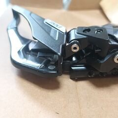 SRAM FD-RED-E-E1 RED AXS フロントディレイラーの画像
