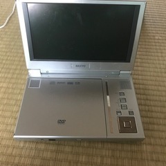 ポータブルDVDプレイヤーの画像
