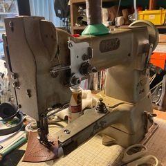 PFAFF 335 総合送り　腕ミシンの画像