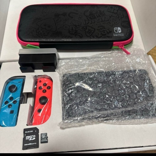 【取引中】Nintendo Switch 本体　おまけ付き
