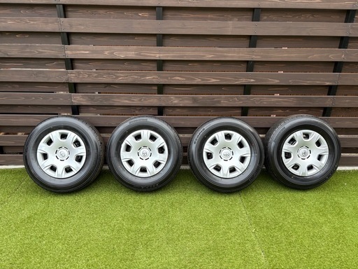 ハイエース ホイール