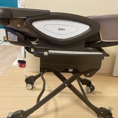 aprica 電動ハイローチェアの画像