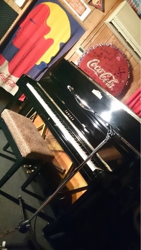 ヤマハ　アップライトピアノ　U1H