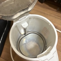 電気ポット　０円の画像