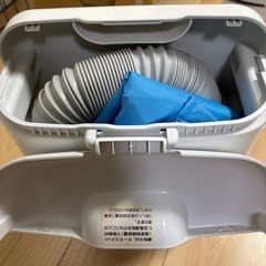三菱電機 ふとん乾燥機 ホワイト AD-U50-Wの画像