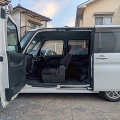 上級グレード☆月々9千円〜分割可❗️車検2年付き！【名義変更代込み】広い車内！大人気‼️ダイハツ タントカスタム☆HDDナビ付き☆走行中DVD見れます♪ETC付き☆純正アルミ☆事故修復歴無し☆電動スライドドア☆純正アルミ☆ドライブレコーダー☆そのまま乗って帰れます！の画像