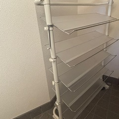 つっぱり式シューズラックの画像