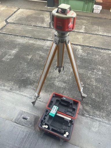 レーザーレベル