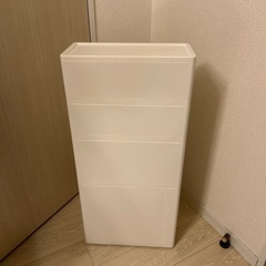 ニトリ 4段収納（キャスター付き）の画像