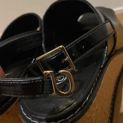 【新品】GU ウェッジサンダル　Mの画像