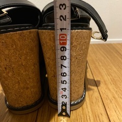【新品】GU ウェッジサンダル　Mの画像
