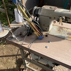 昔のミシン　工業用ハイパワーの画像