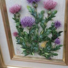 お花レリーフの額縁の画像