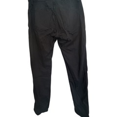 【ユニクロ】ブラック スリムフィット チノパン ウエストゴムひも付の画像