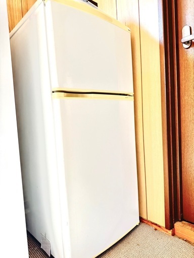 【ほぼ未使用】冷蔵庫　SR-YM110(w)