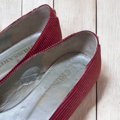 TRUSSARDI トラサルディ ローヒールシューズ ワインレッドの画像