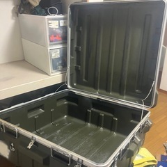 米軍　コンテナボックスの画像