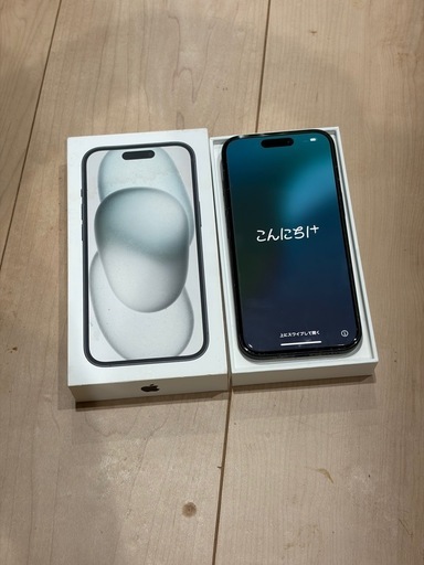 【美品】iPhone15 256GB SIMフリー