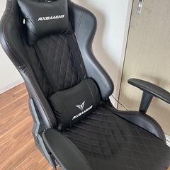 ゲーミングチェア ブラック美品の画像