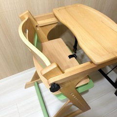 ベビーチェアの画像