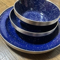 キャンプ　アウトドア　食器の画像