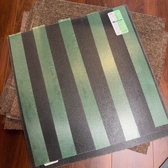 ニトリ タイルカーペット 20まい枚の画像