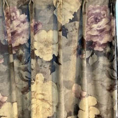 花柄防音カーテン&レースカーテン(美品)の画像