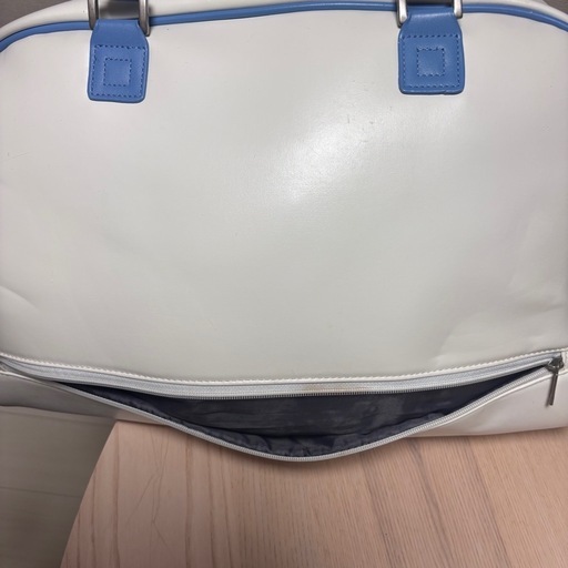美品　ONOFF オノフ ゴルフ ボストンバッグ シューズ収納ポケット付き 新品 オノフ ゴルフ ボストンバッグ シューズ収納ポケット付き
