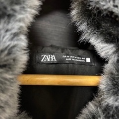 ZARA メンズフェイクファージャケットフード付の画像