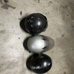 ヘルメット3個セットの画像