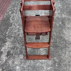 (終了しました)ベビーチェア 木製の画像