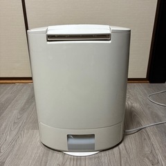 Panasonic 除湿乾燥機 2010年製 F-YZF60の画像