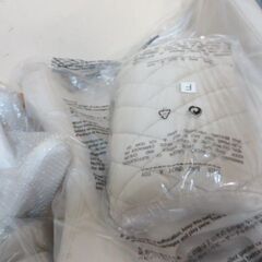 M24　未使用/新品　 ゲーミング座椅子 低反発 回転式 レバー式 ハイバック アームレスト付 ランバーサポート ヘッドレスト ゲーミング エレガントベージュの画像