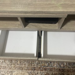 テレビボードの画像