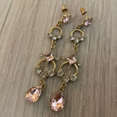 【未使用】韓国ピアス4点の画像