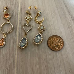【未使用】韓国ピアス4点の画像