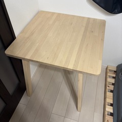 IKEAノッルオーケル テーブル NORRAKERの画像