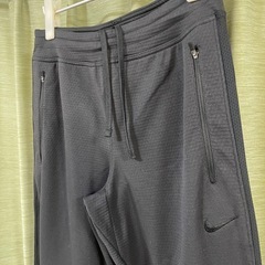 NIKE ナイキ THERMA-FIT ジャージパンツ トレーニングパンツ ブラック　黒　サイズL 厚手の画像
