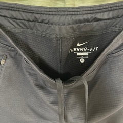 NIKE ナイキ THERMA-FIT ジャージパンツ トレーニングパンツ ブラック　黒　サイズL 厚手の画像