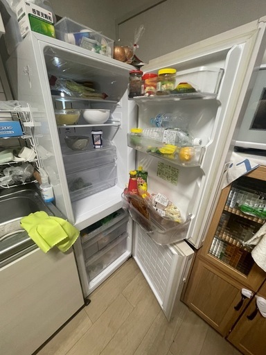 冷蔵庫　271L