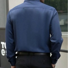 新品 ネイビー Yシャツの画像