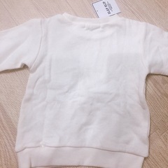 トレーナー　80サイズ　オフホワイト×車柄の画像